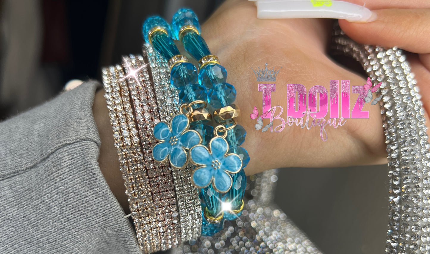 Blue Flower Beaded Bracelet